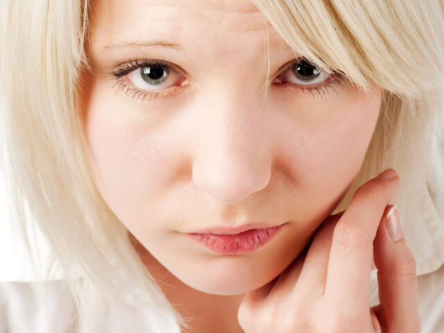 Starzenie skóry wokół oczu Liczby, fakty i sposoby spowolnienia procesu